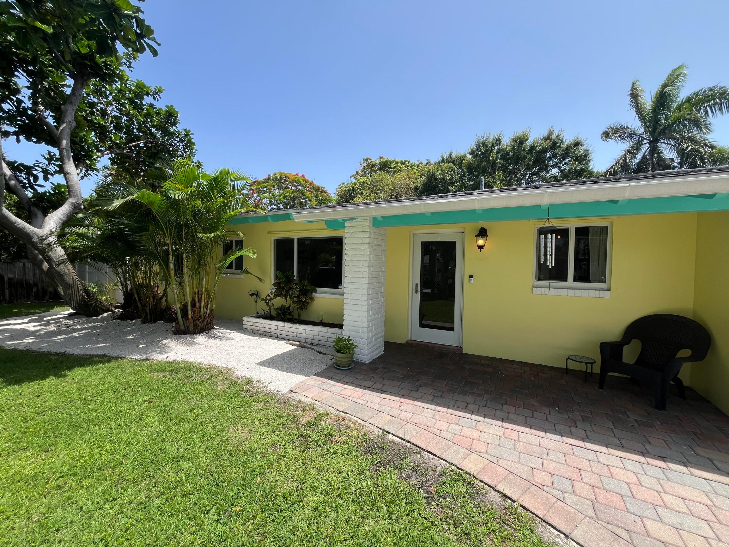 Downtown Boynton Beach Area (Near Intracoastal) - Residential Lease