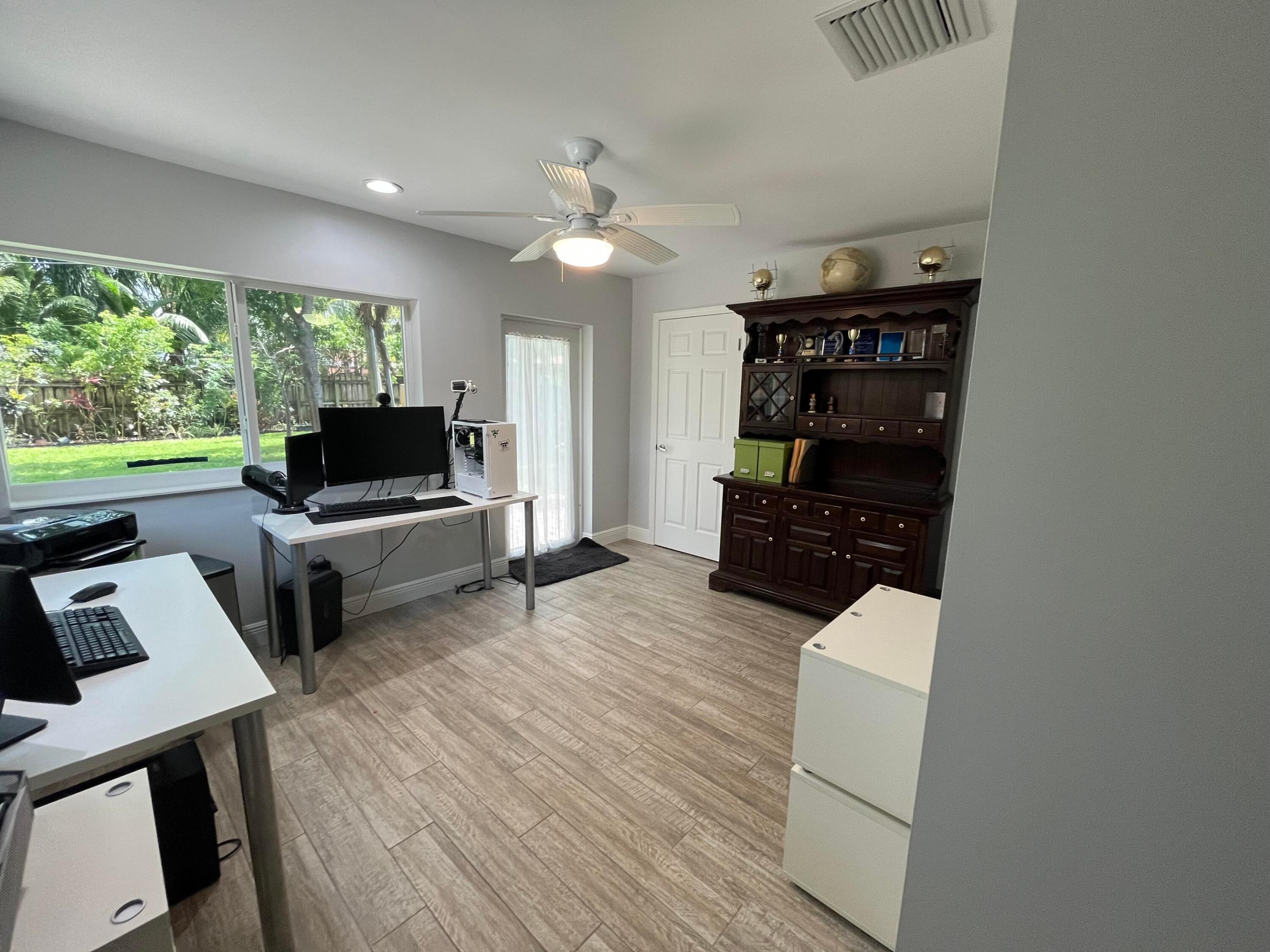 Downtown Boynton Beach Area (Near Intracoastal) - Residential Lease