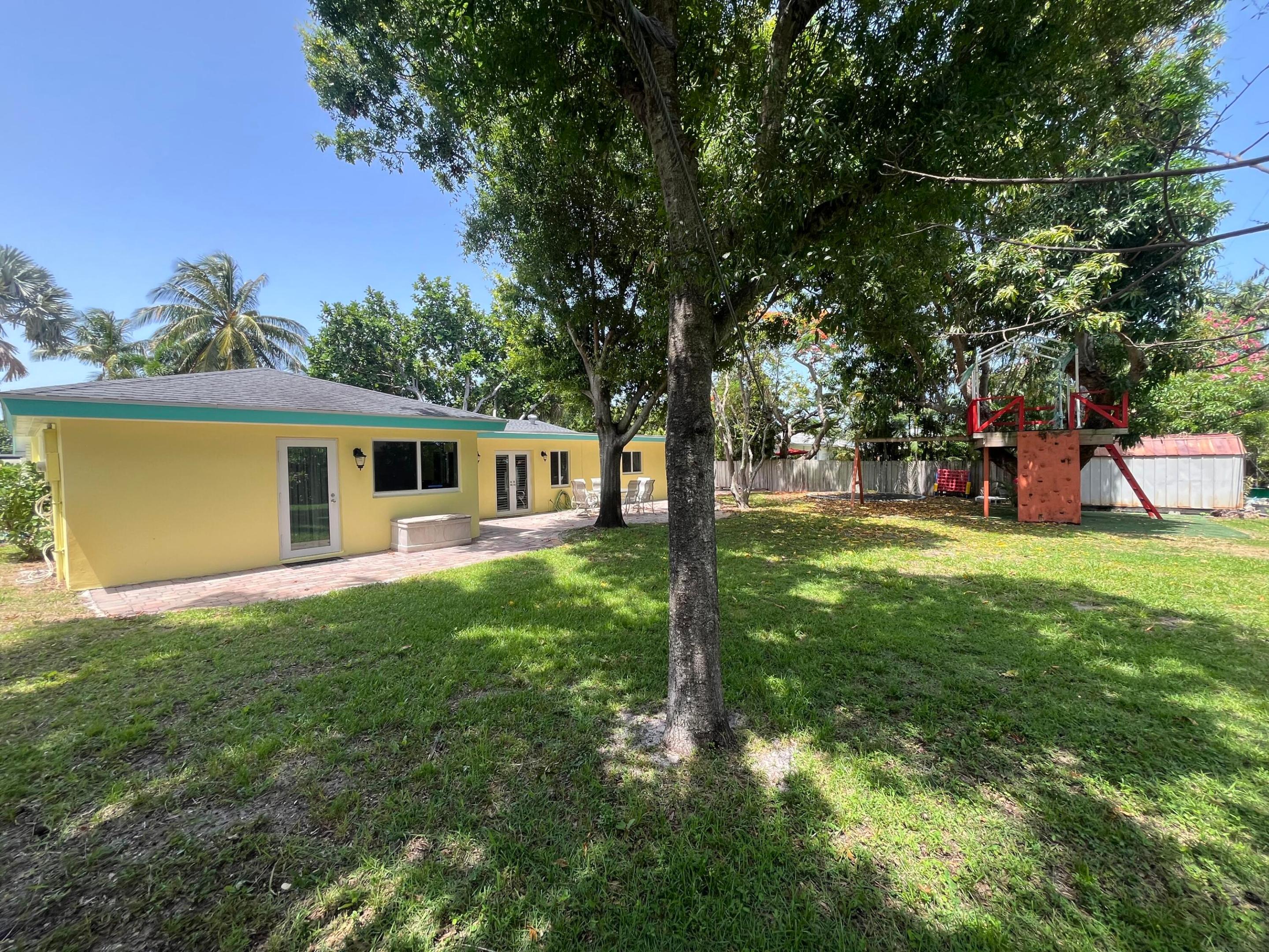 Downtown Boynton Beach Area (Near Intracoastal) - Residential Lease