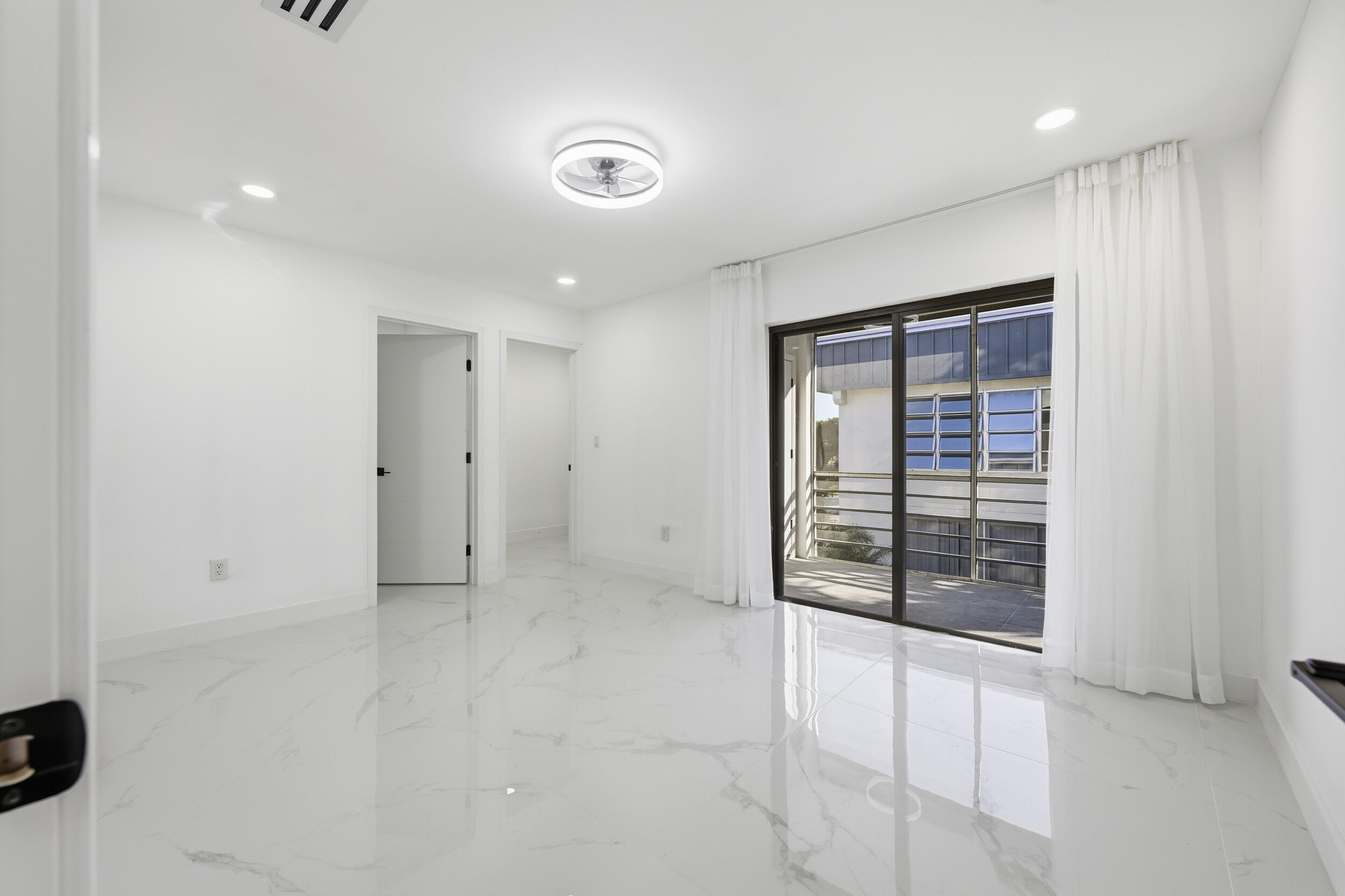 KINGS POINT PIEDMONT CONDOS - Residential