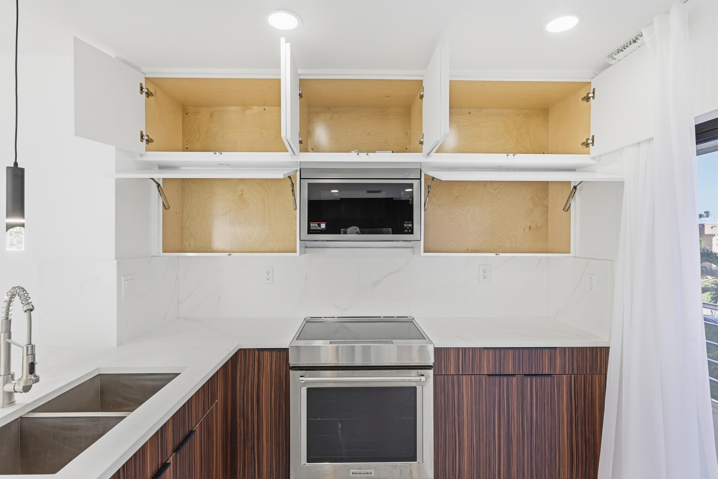 KINGS POINT PIEDMONT CONDOS - Residential