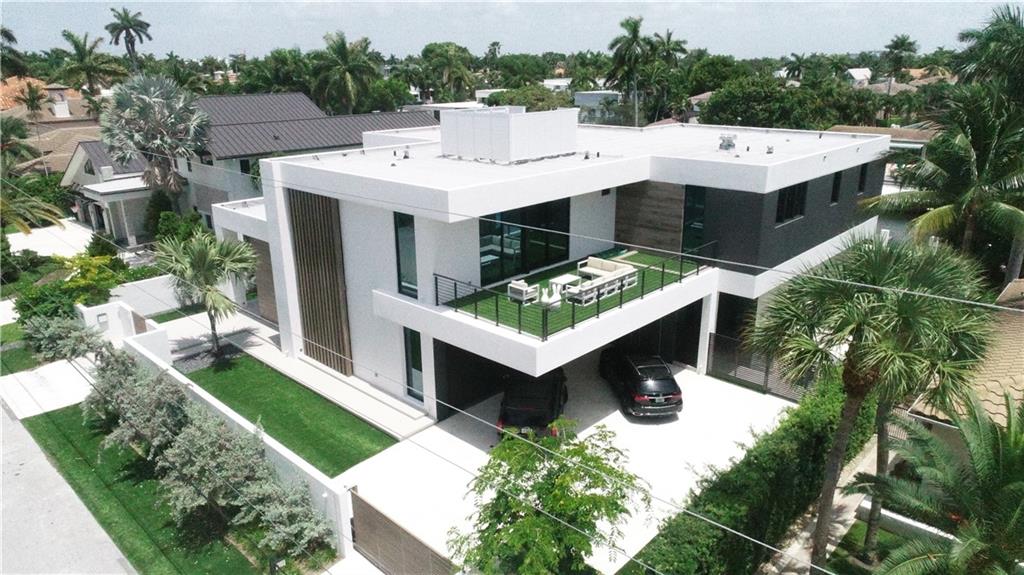 LAS OLAS SEVEN ISLES - Residential
