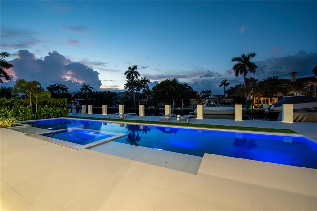 LAS OLAS SEVEN ISLES - Residential