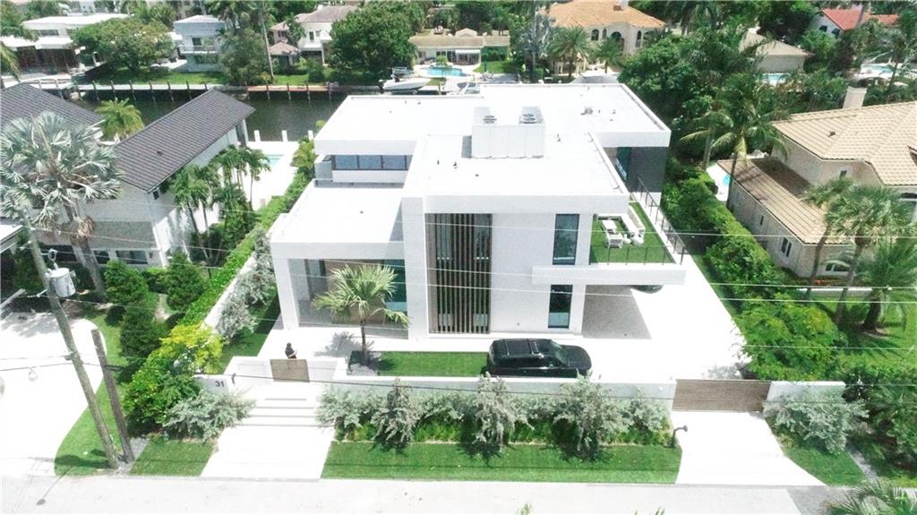 LAS OLAS SEVEN ISLES - Residential