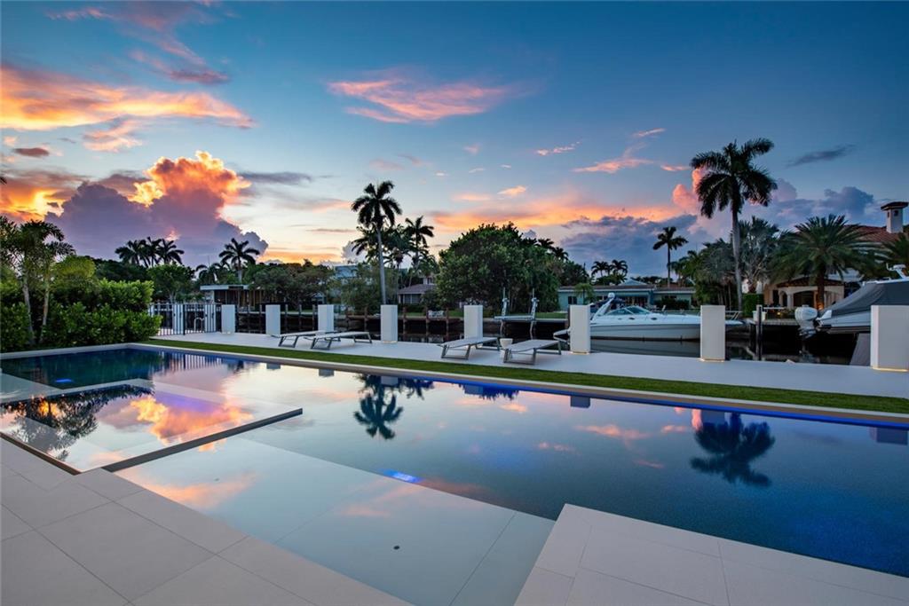 LAS OLAS SEVEN ISLES - Residential