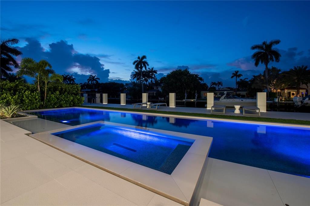 LAS OLAS SEVEN ISLES - Residential
