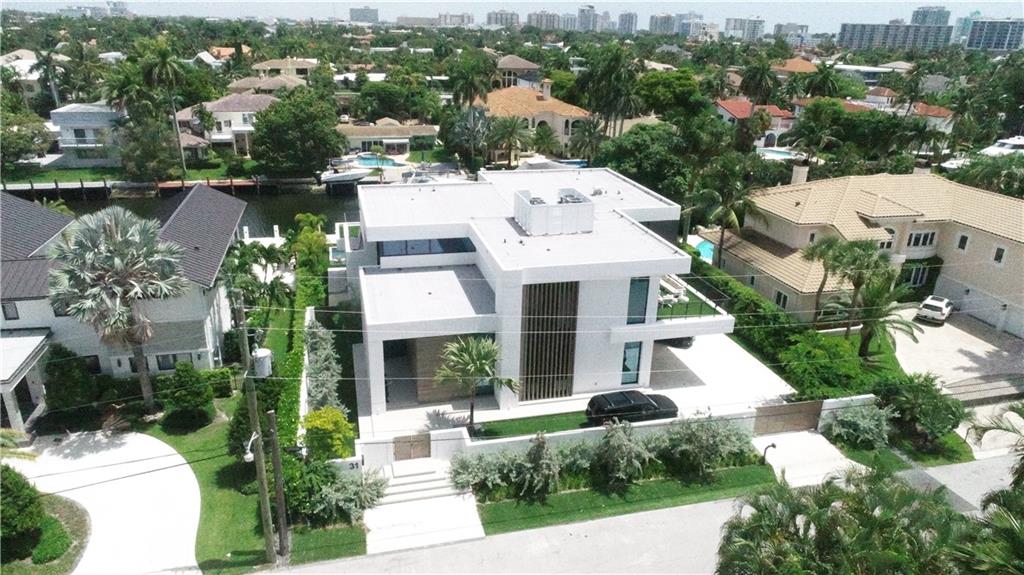LAS OLAS SEVEN ISLES - Residential