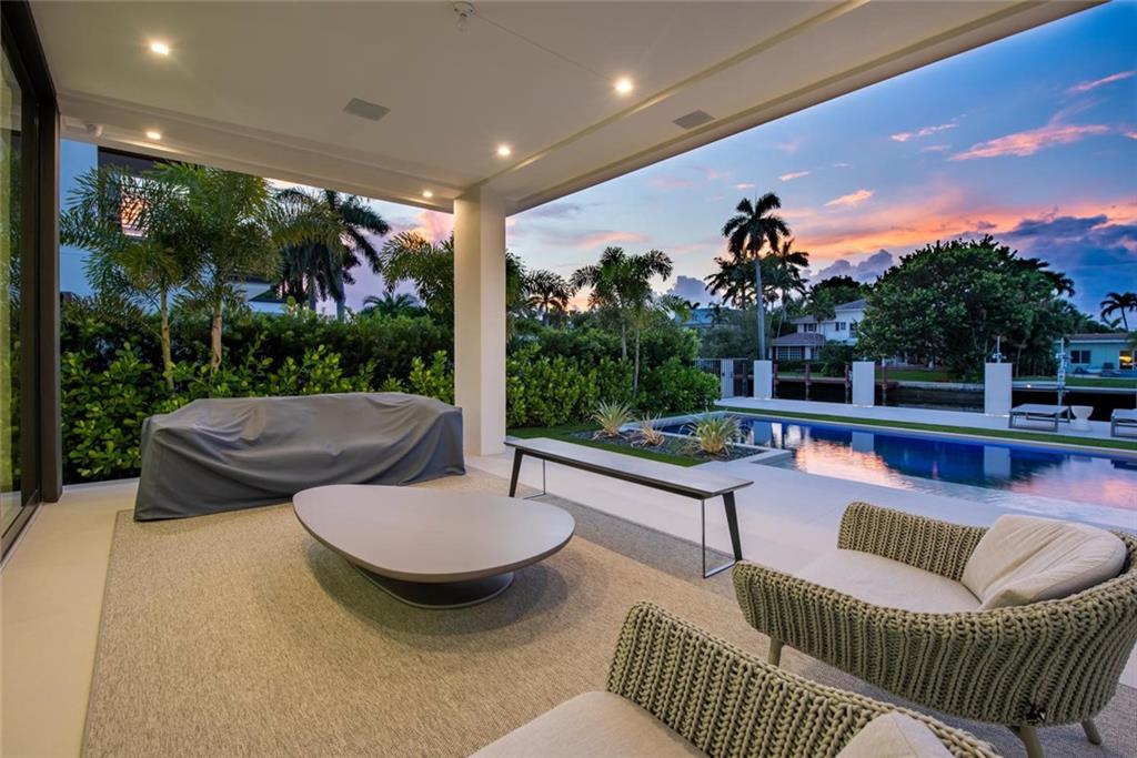LAS OLAS SEVEN ISLES - Residential