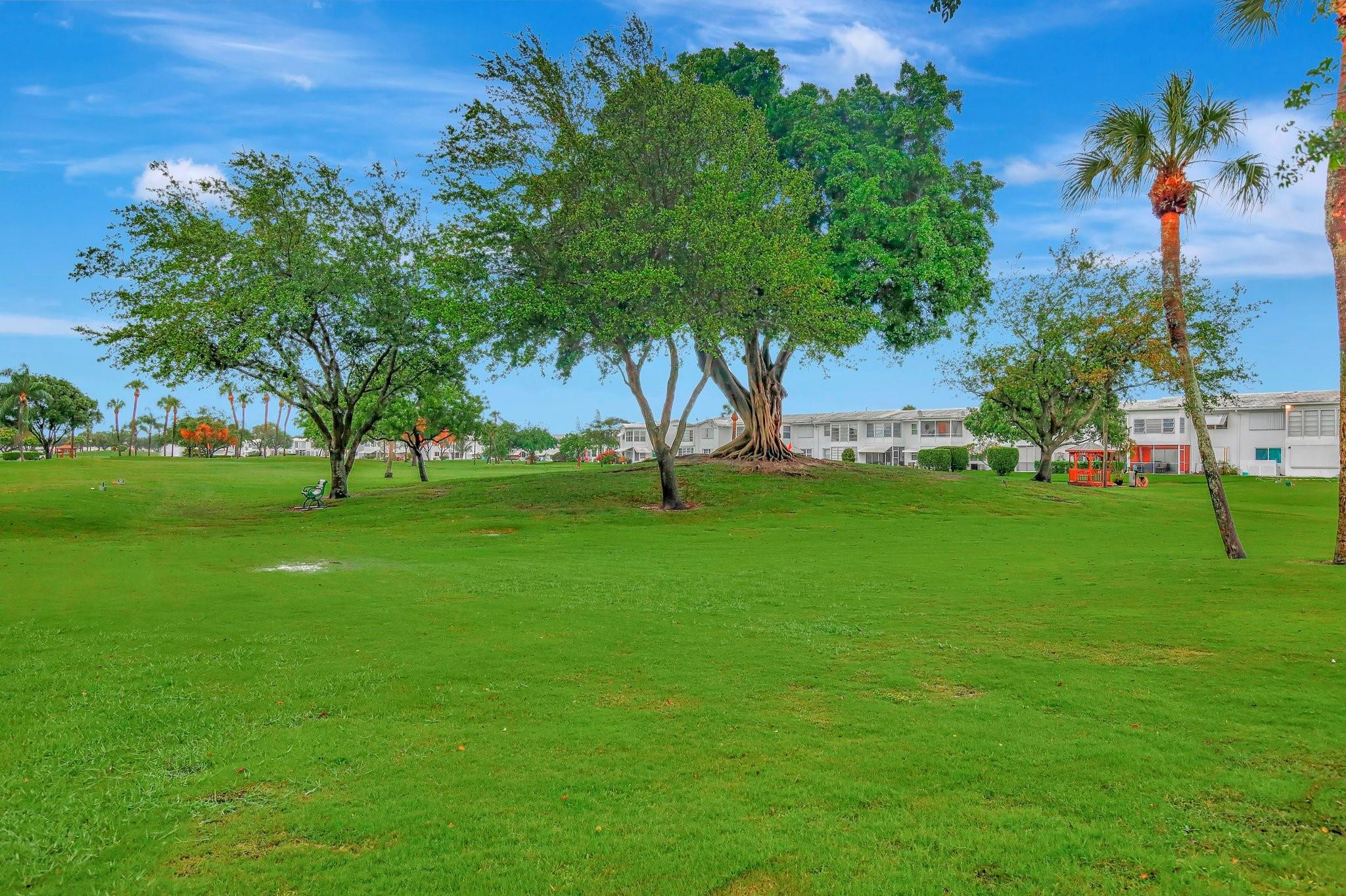LEISUREVILLE FAIRWAY SIX CONDO - Residential
