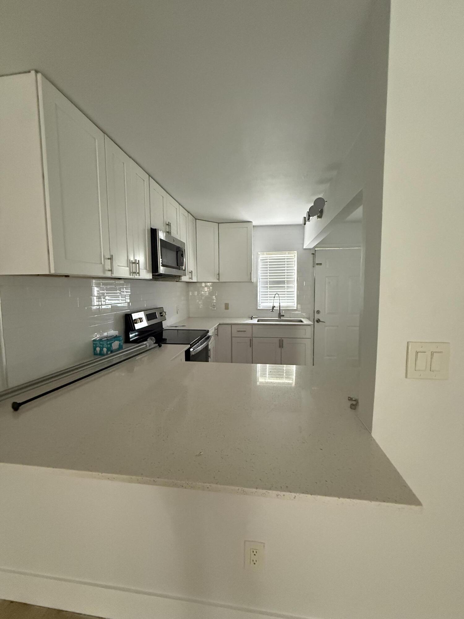THE HEMINGWAY, A CONDOMINIUM - Residential