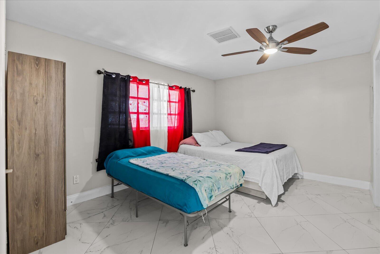 RIVER PARK UNIT 2 - Residential