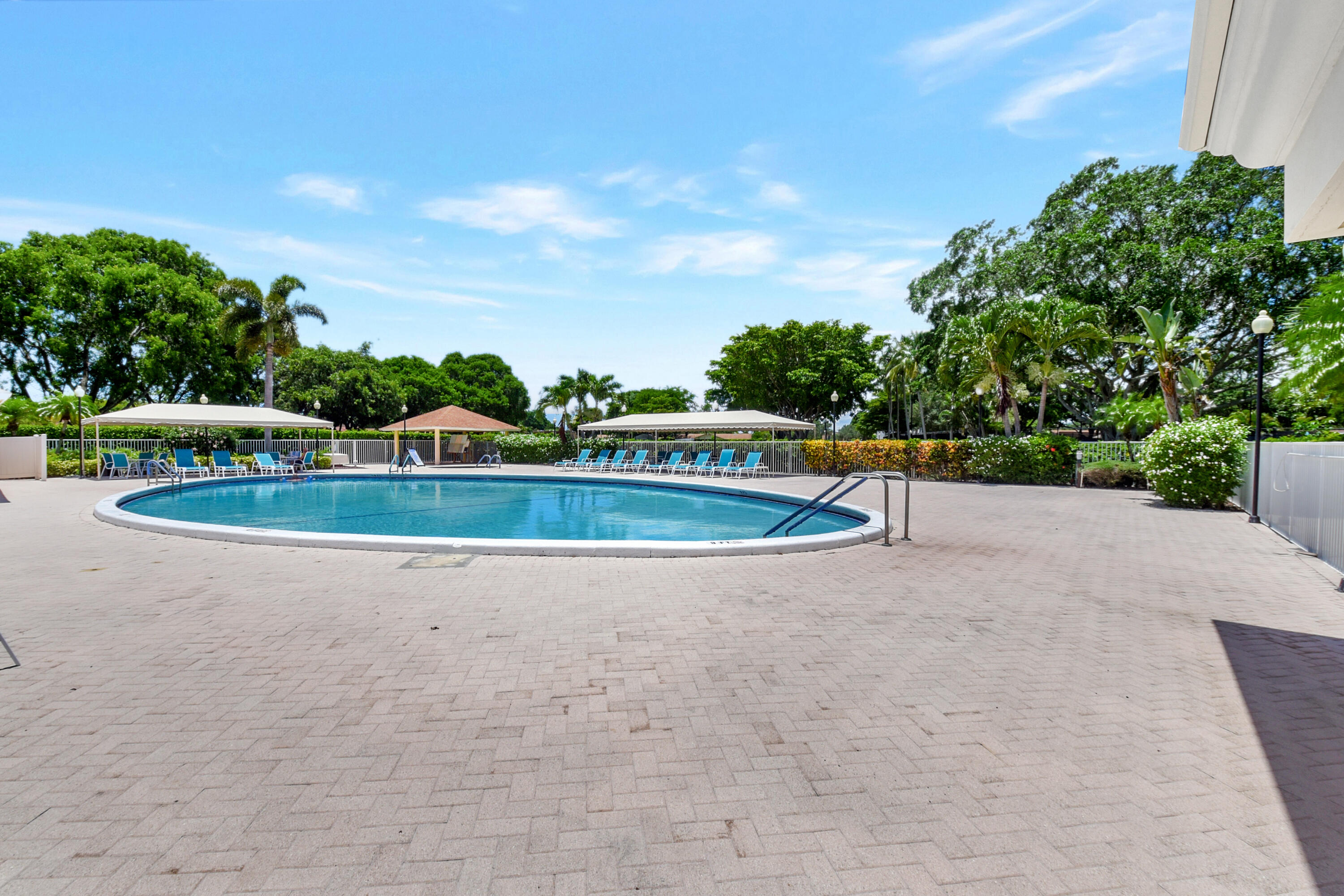 RAINBERRY BAY SEC 3 - Residential