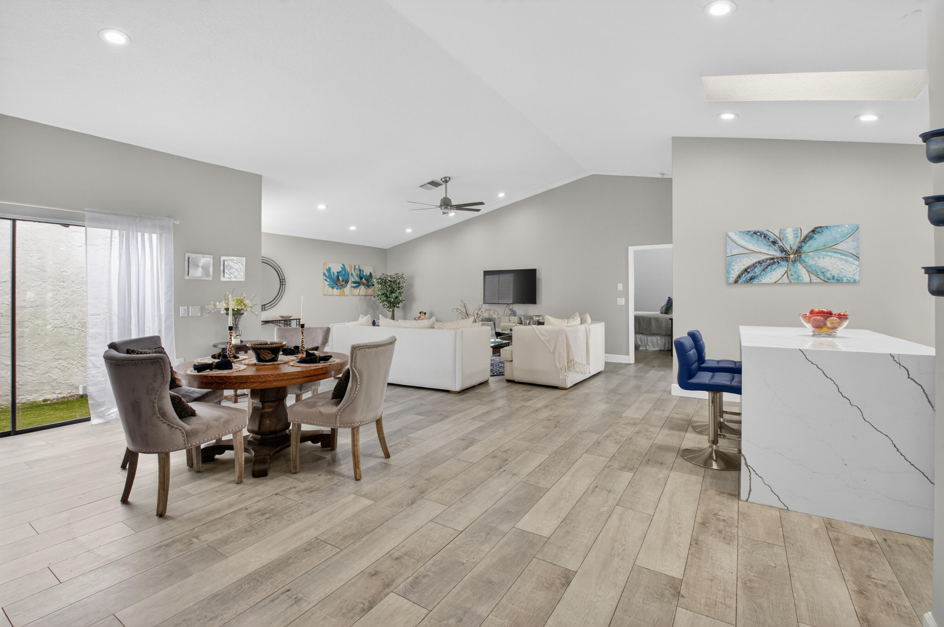 RAINBERRY BAY SEC 3 - Residential