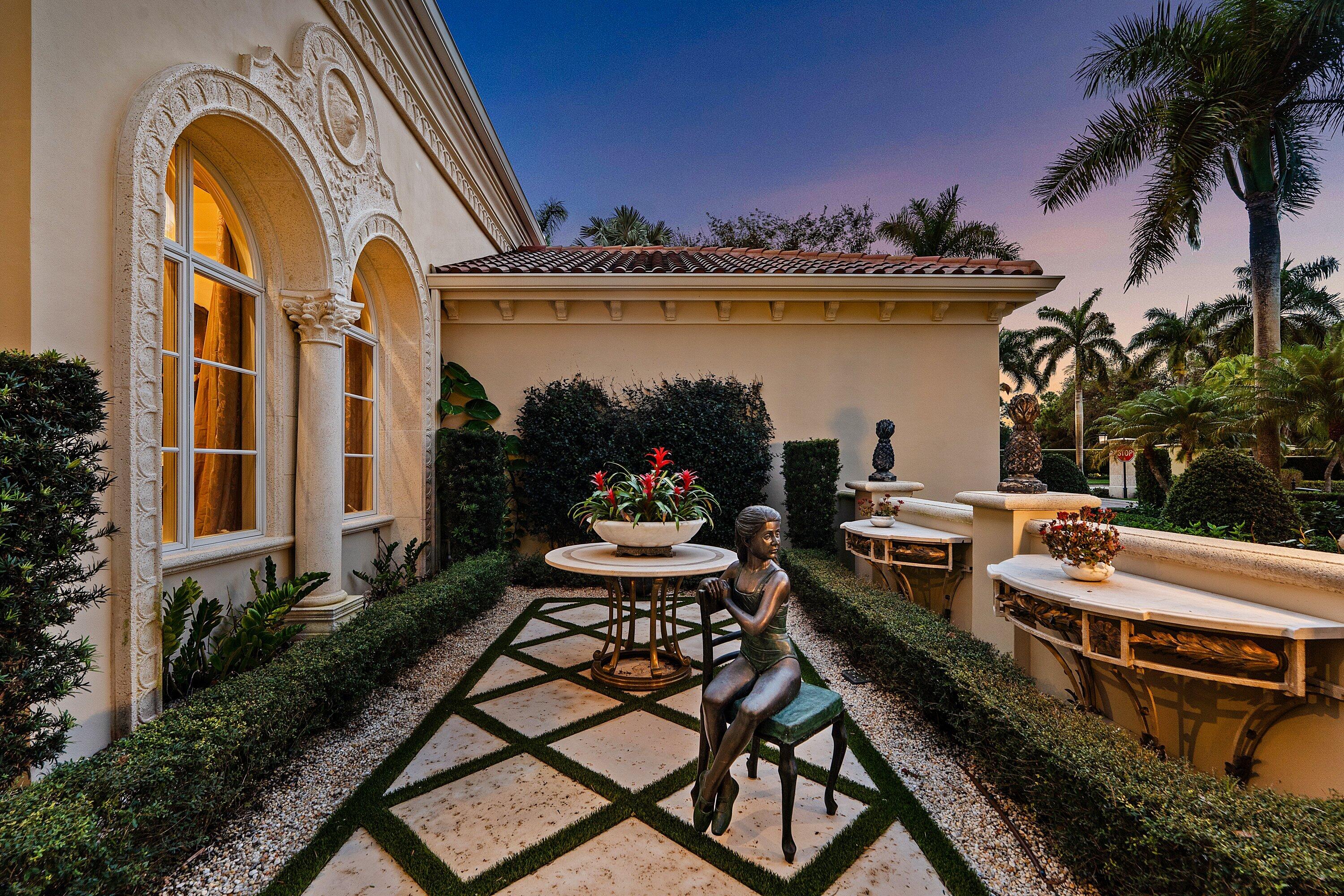 OLD PALM 4 - Residential