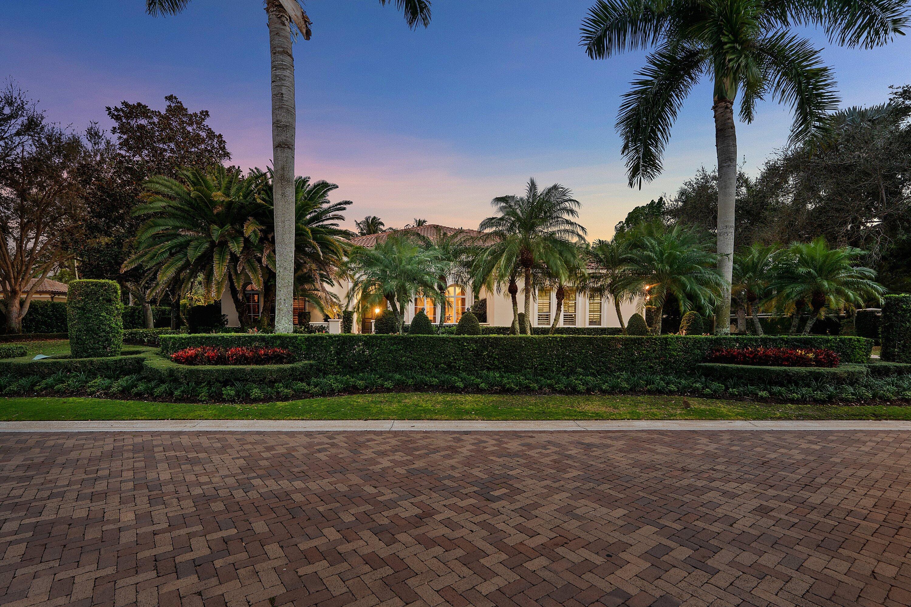 OLD PALM 4 - Residential