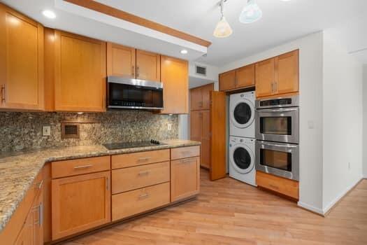 GRANDVIEW AT EMERALD HILLS CONDO - Residential