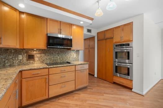 GRANDVIEW AT EMERALD HILLS CONDO - Residential