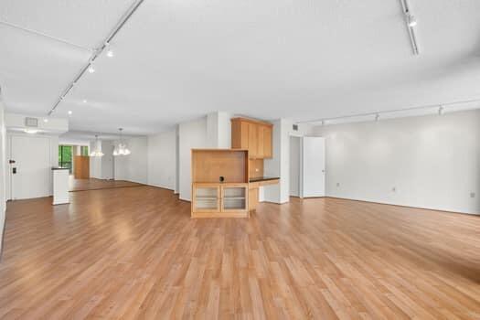 GRANDVIEW AT EMERALD HILLS CONDO - Residential