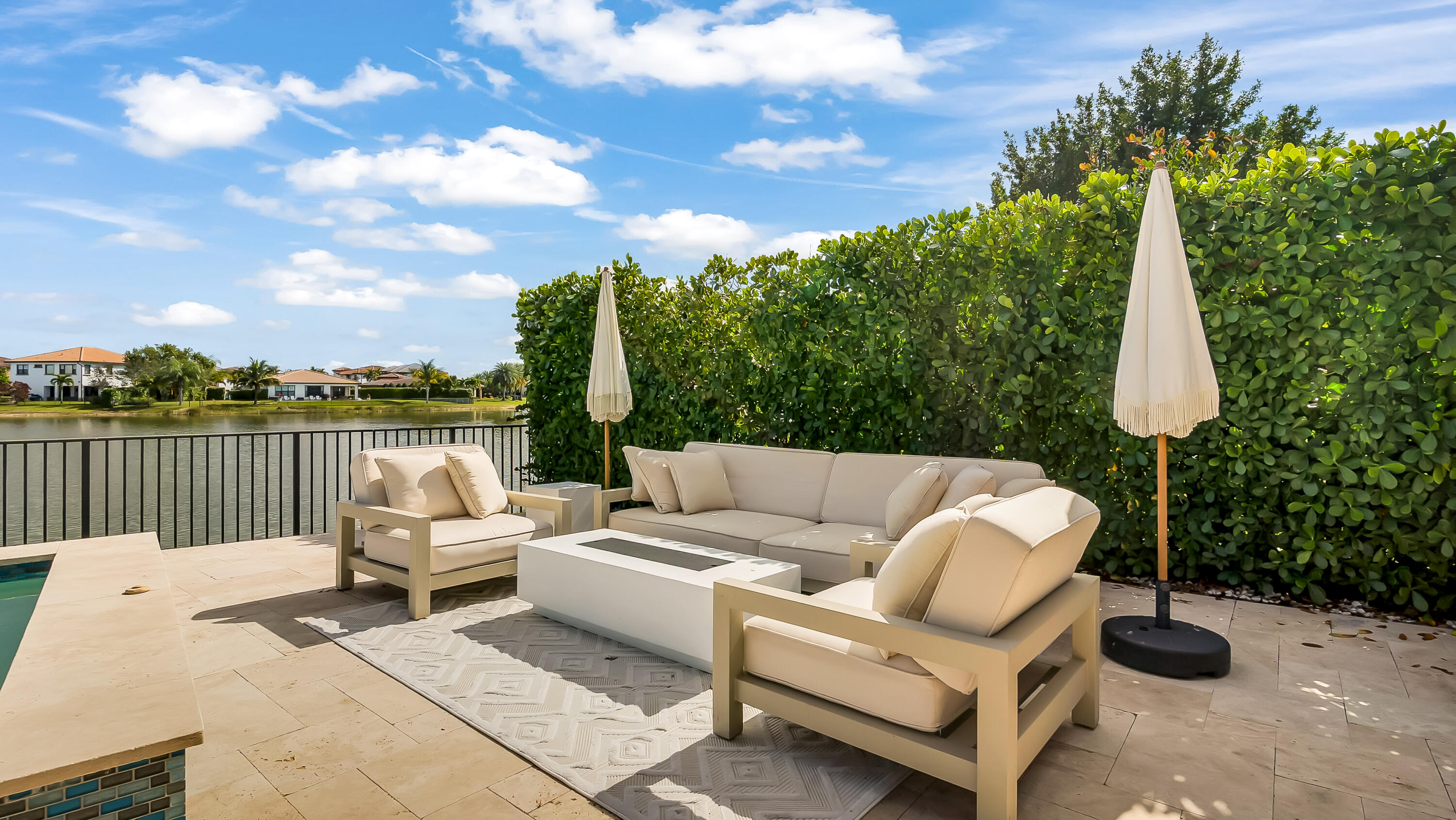 BRUSCHI PROPERTY - Residential