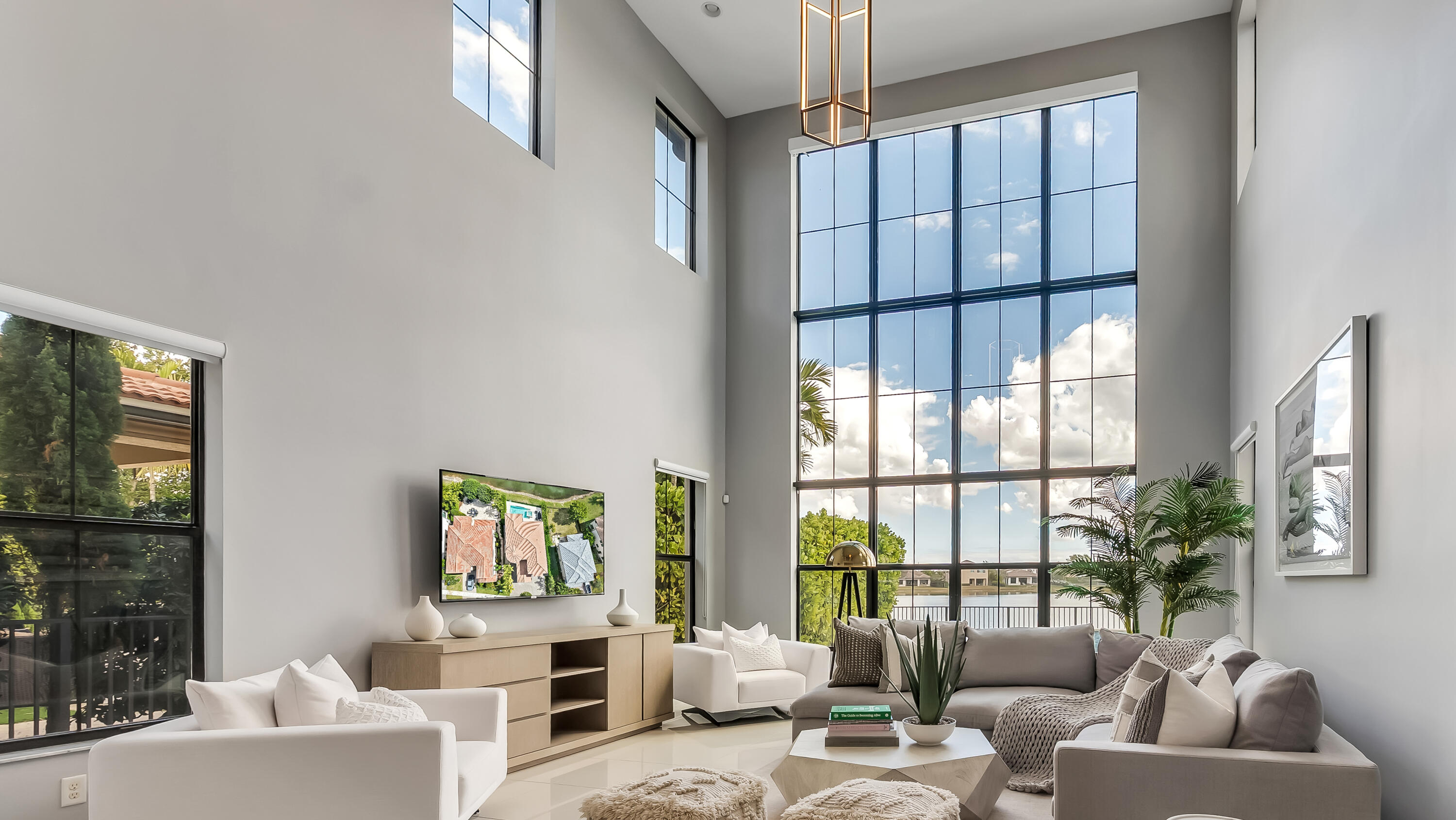 BRUSCHI PROPERTY - Residential