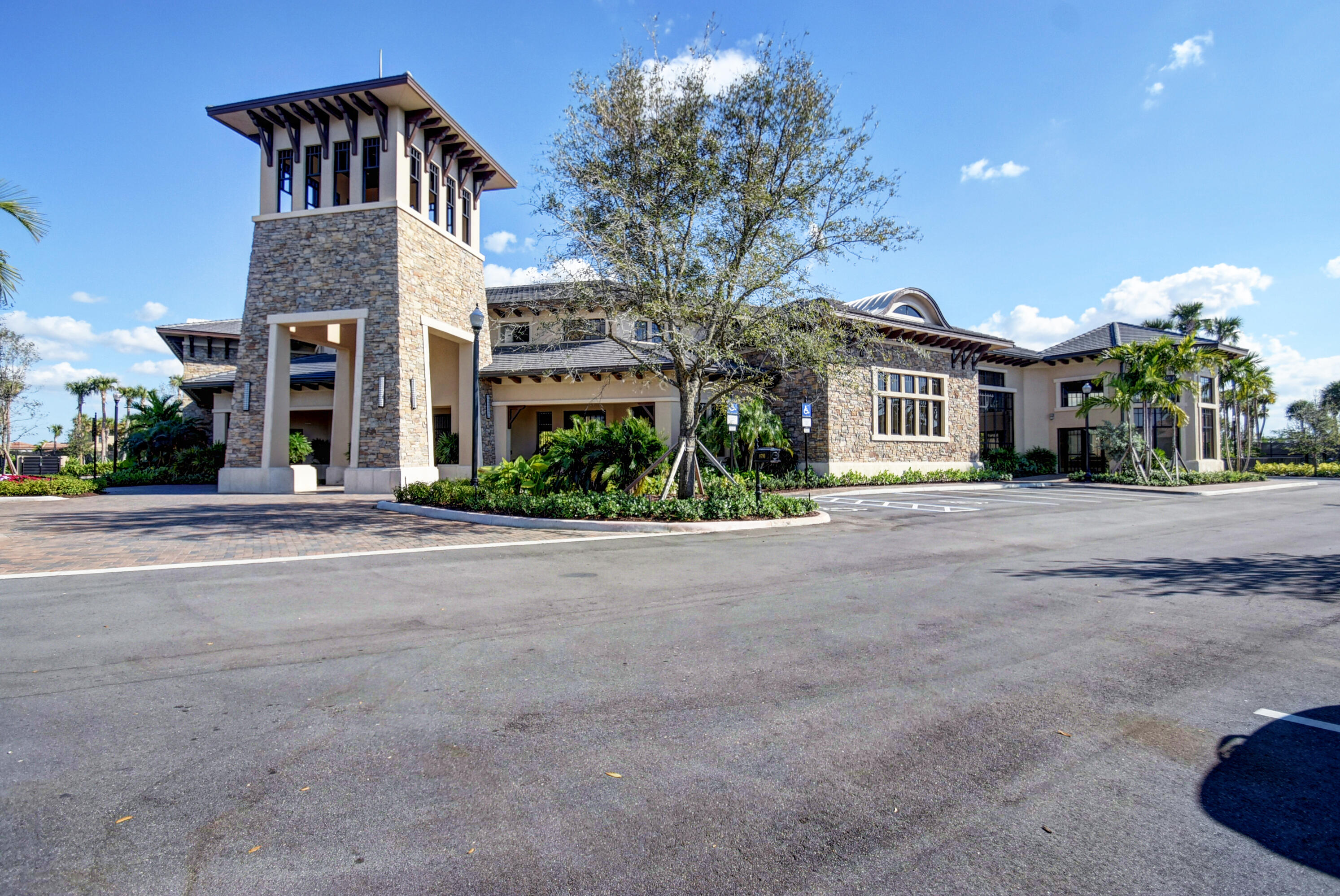 BRUSCHI PROPERTY - Residential