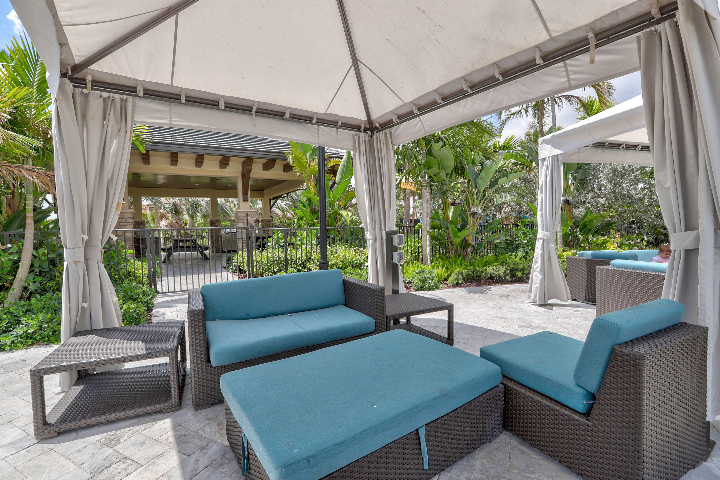 BRUSCHI PROPERTY - Residential