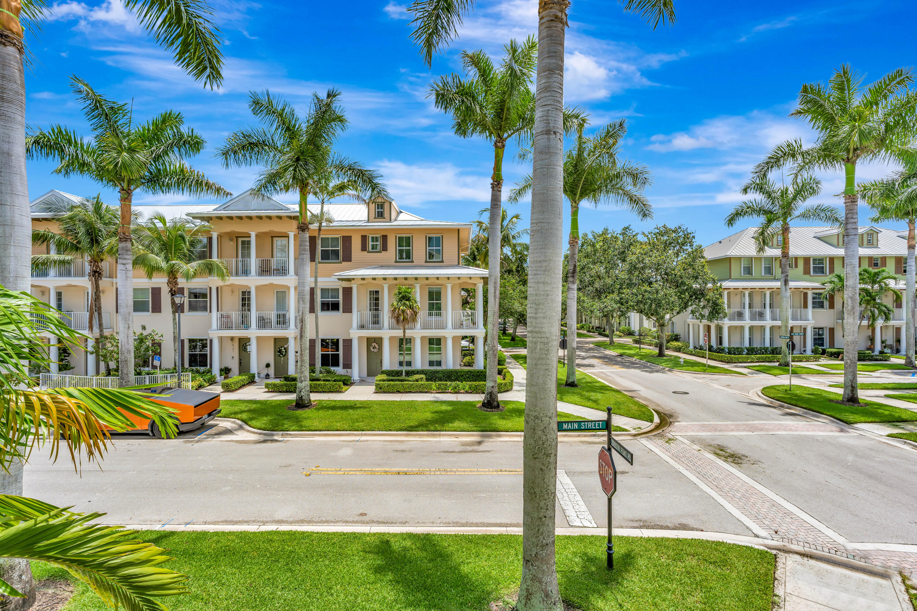 ABACOA TOWN CENTER 3 - Residential