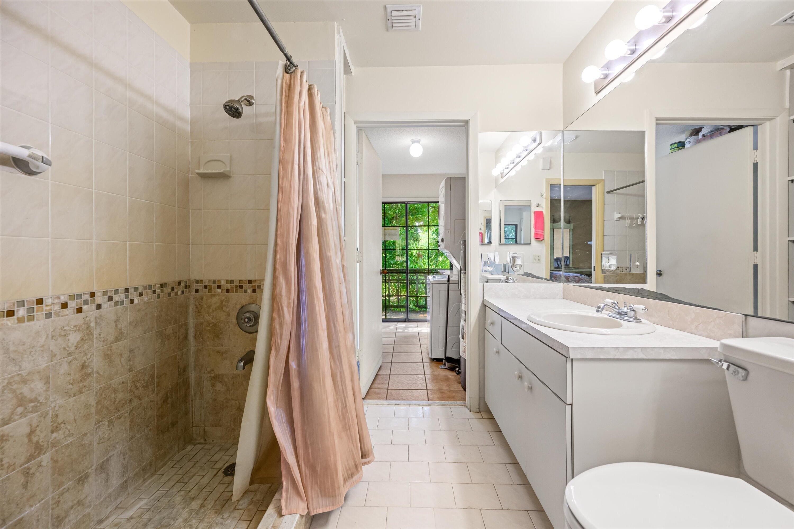 LOXAHATCHEE GROVES - Residential