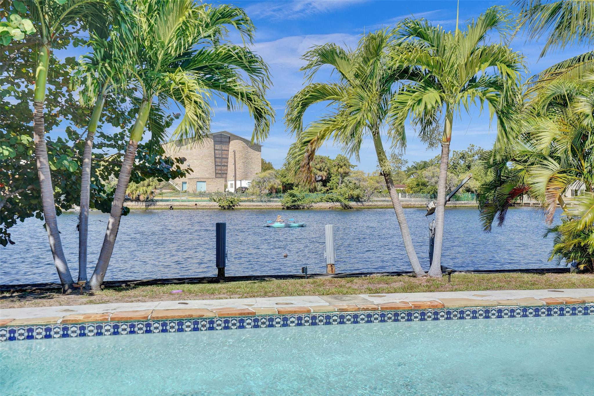 Coral Ridge - Residential