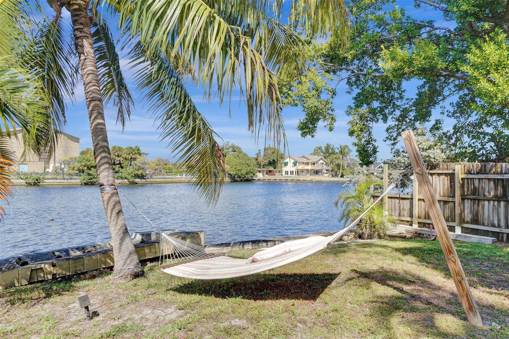 Coral Ridge - Residential