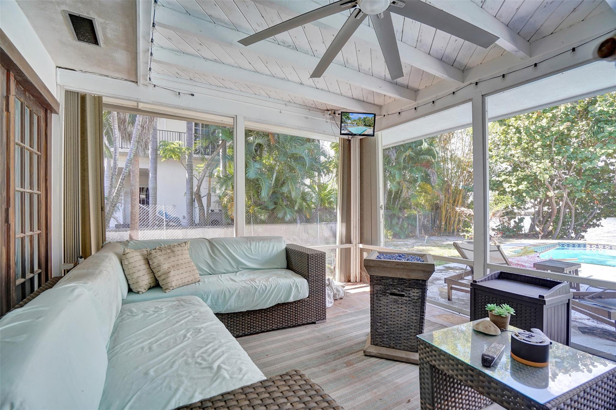 Coral Ridge - Residential