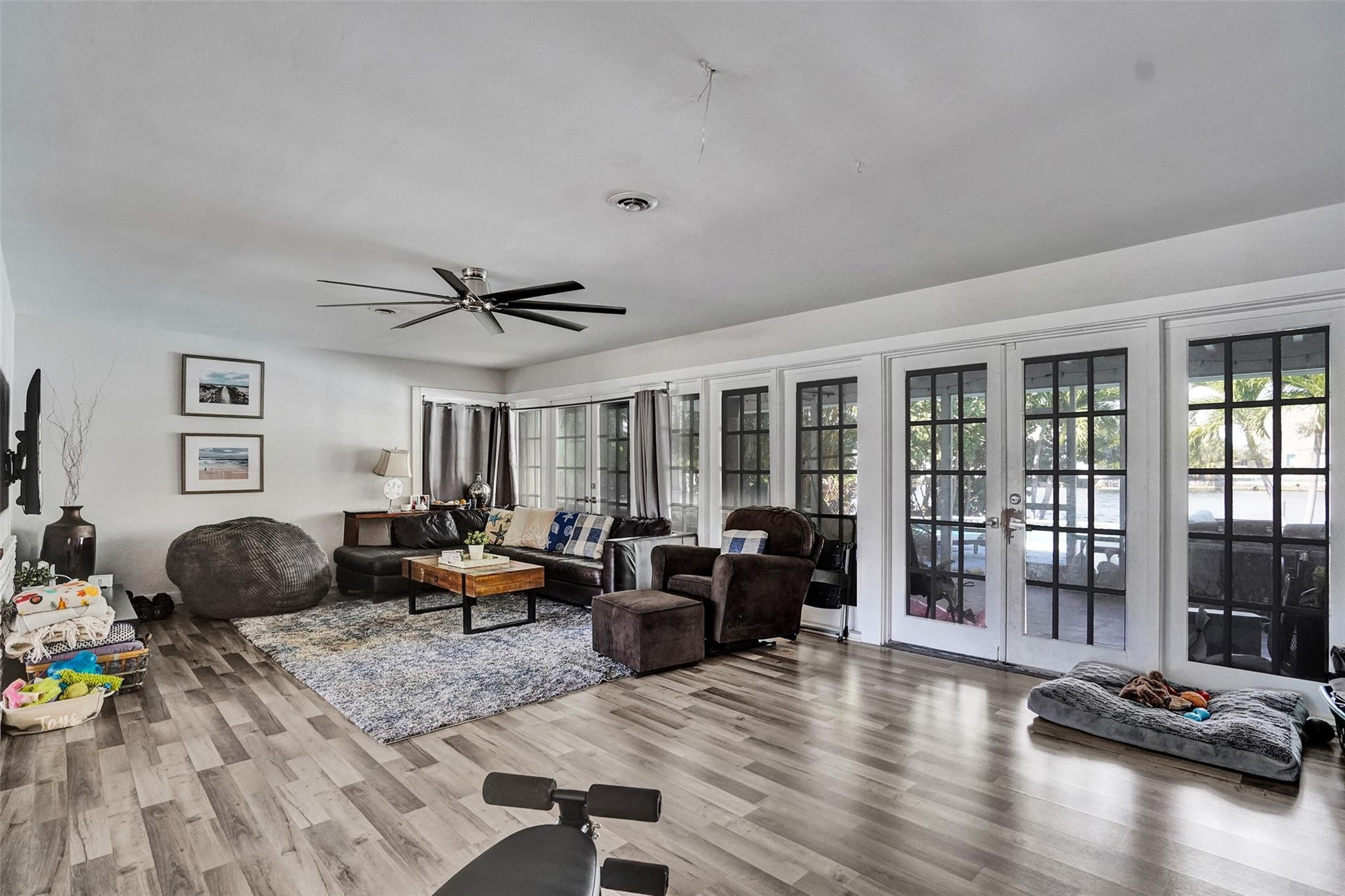 Coral Ridge - Residential