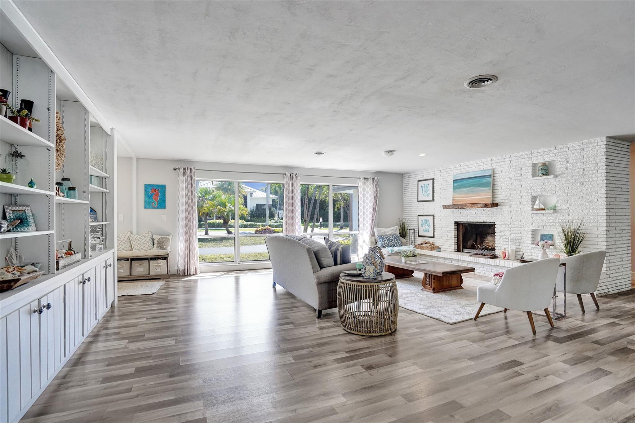 Coral Ridge - Residential