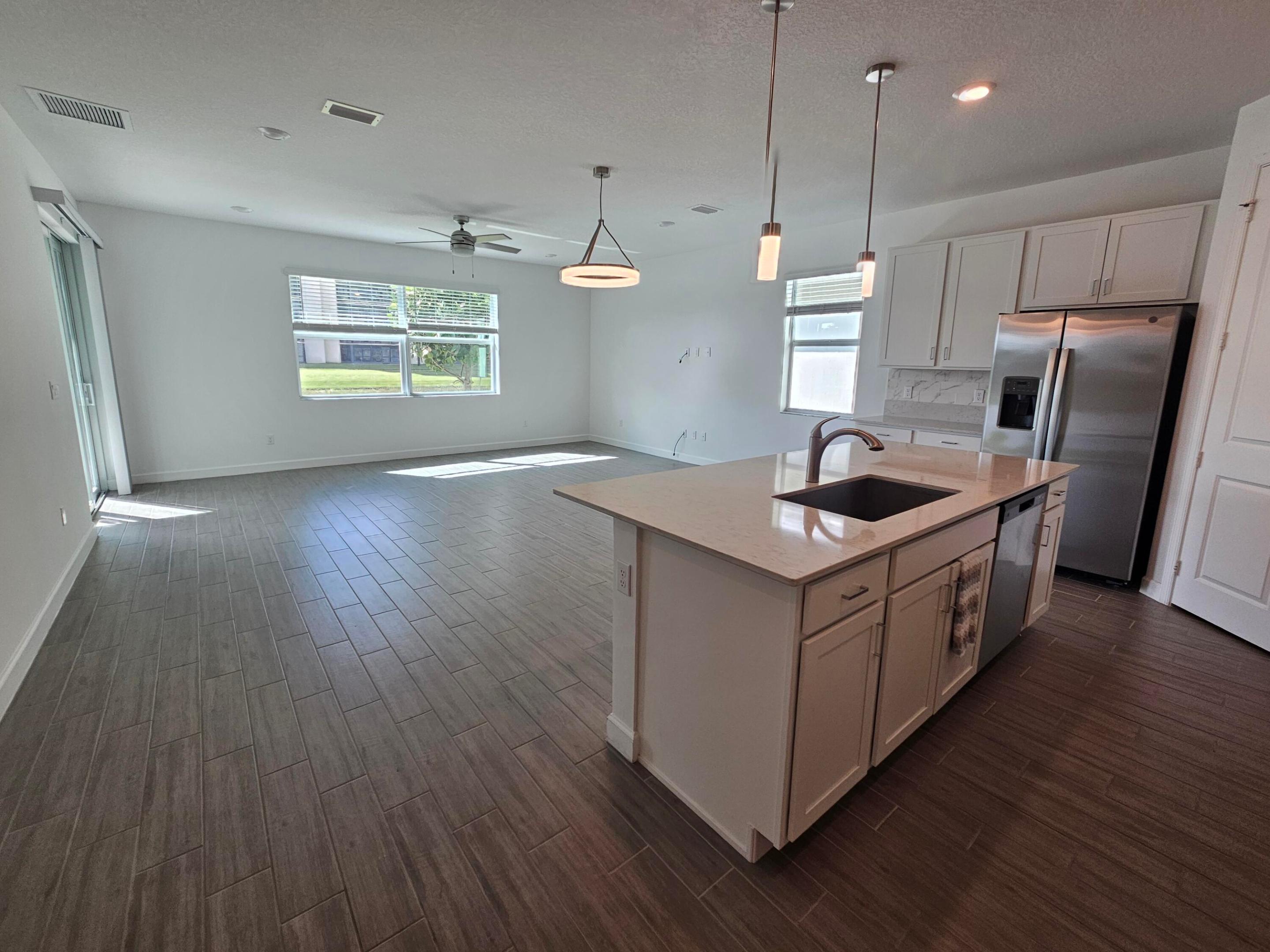 AVALON TRAILS AT VILLAGES OF ORIOLE PUD - Residential Lease