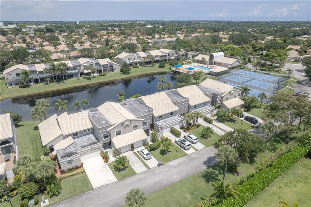MONTEREY LAKE - Residential