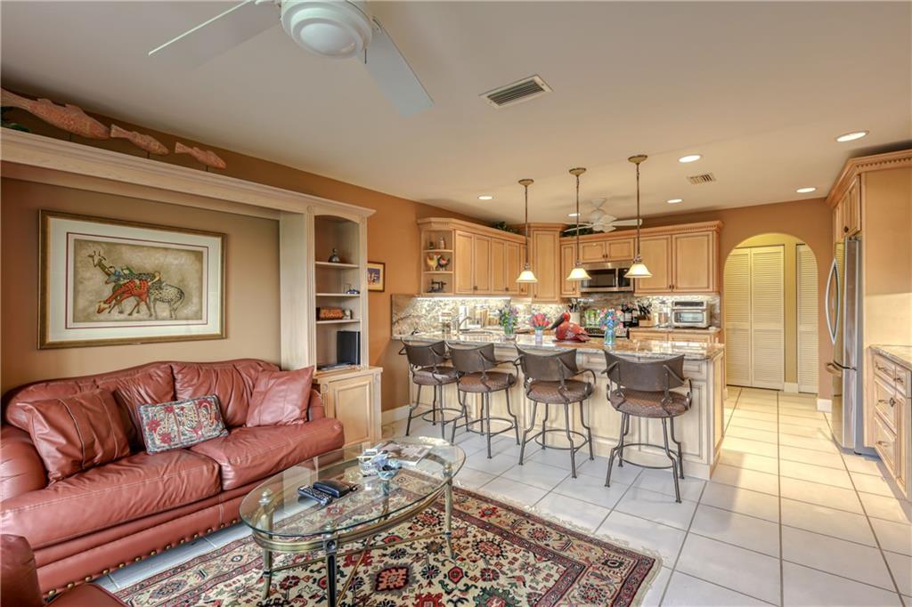 MONTEREY LAKE - Residential