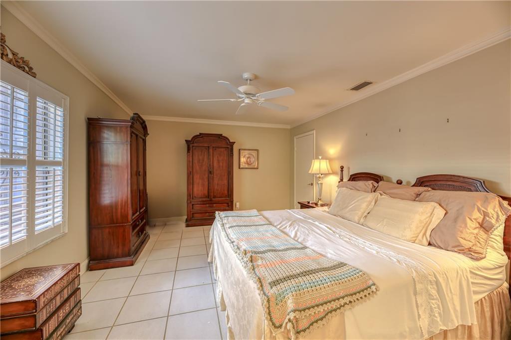 MONTEREY LAKE - Residential