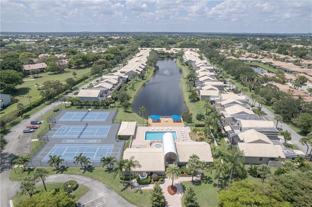 MONTEREY LAKE - Residential