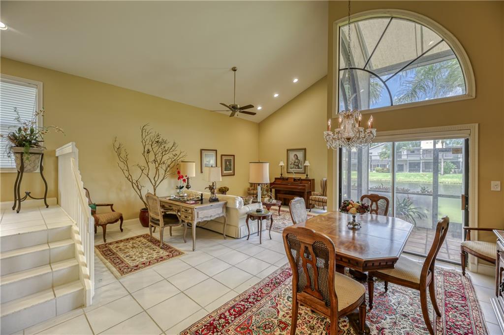MONTEREY LAKE - Residential