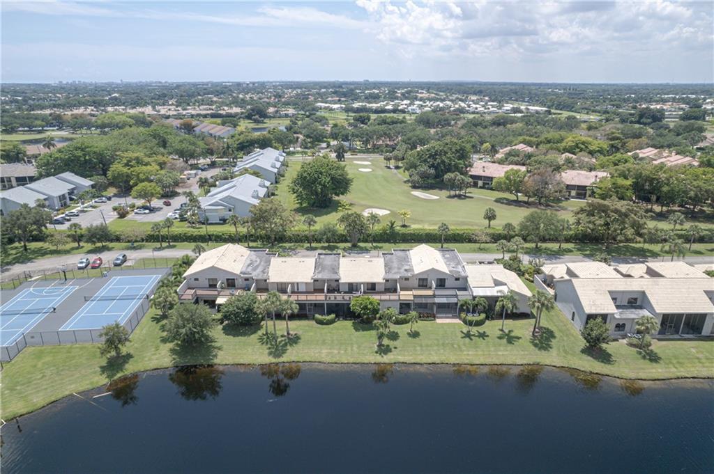 MONTEREY LAKE - Residential