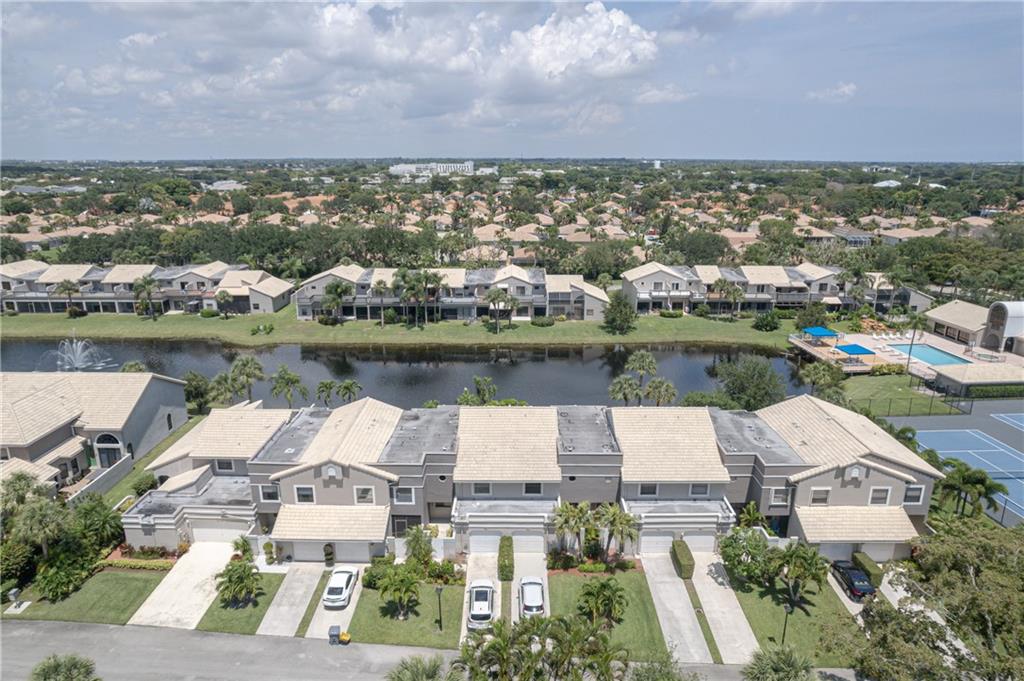 MONTEREY LAKE - Residential