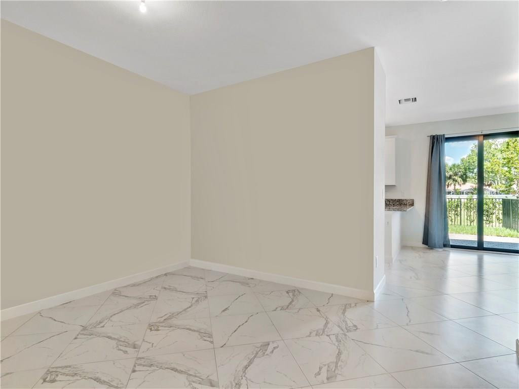 FLAVOR PICT TOWNHOMES PUD - Residential Lease