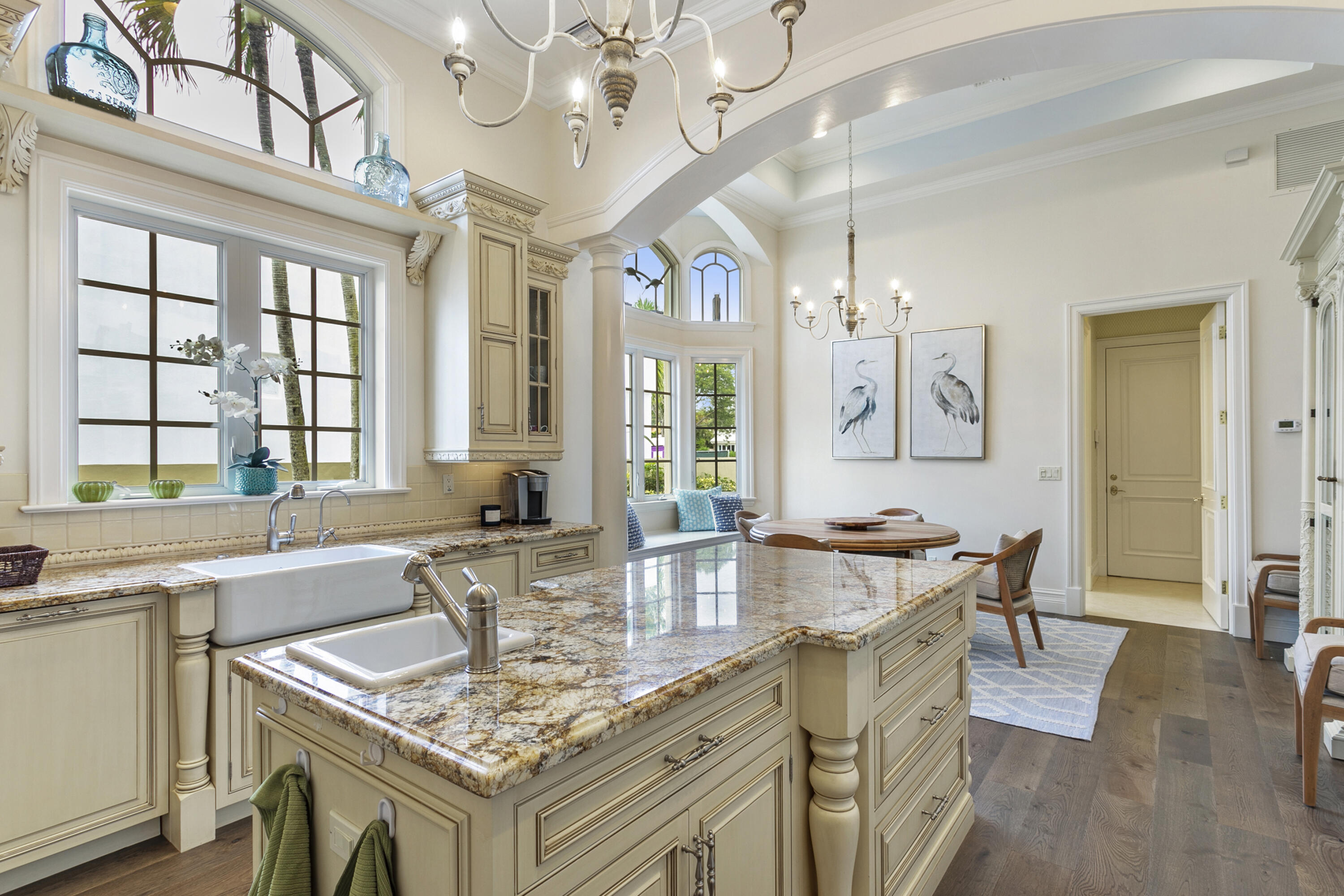 ADMIRALS COVE - Residential