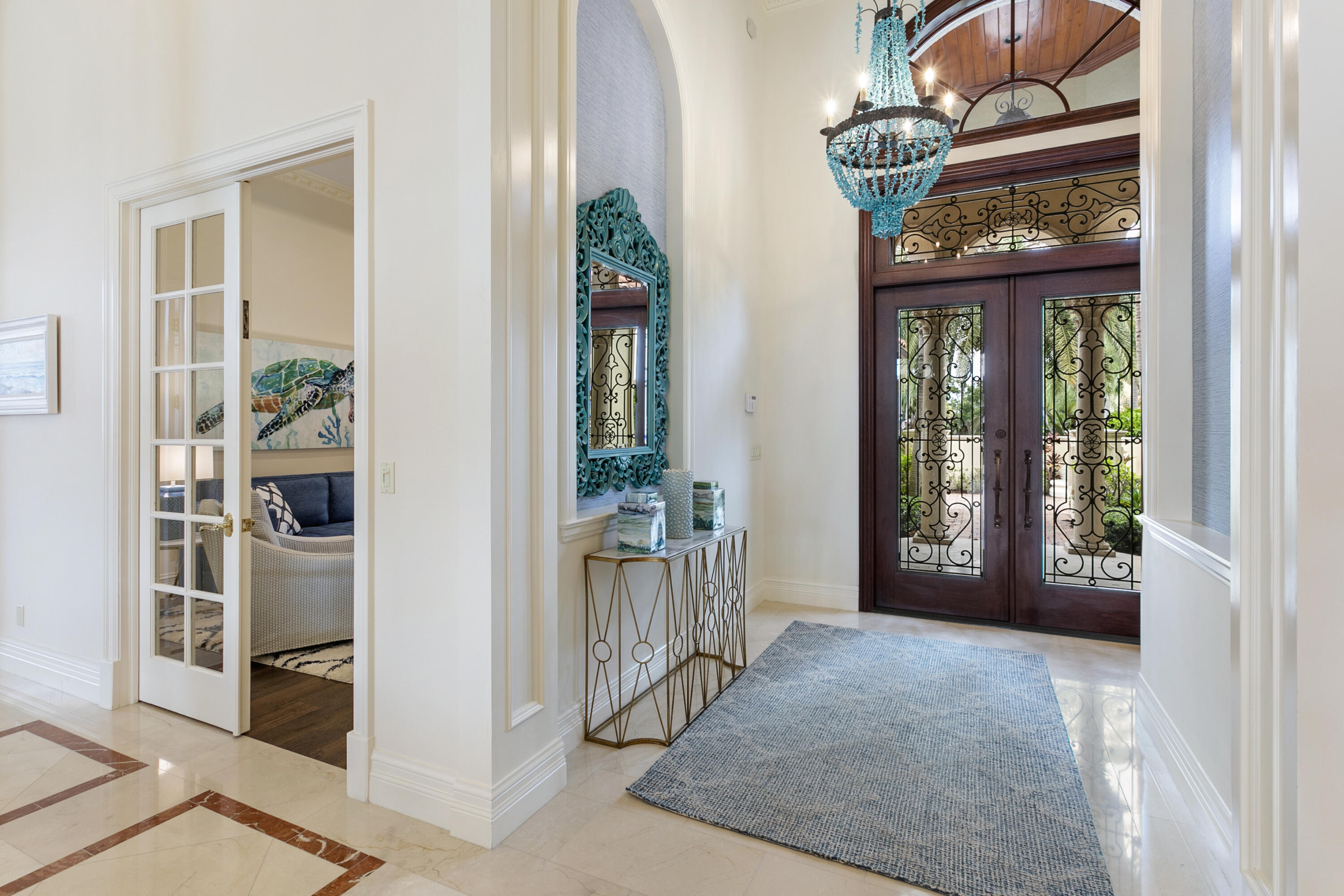 ADMIRALS COVE - Residential