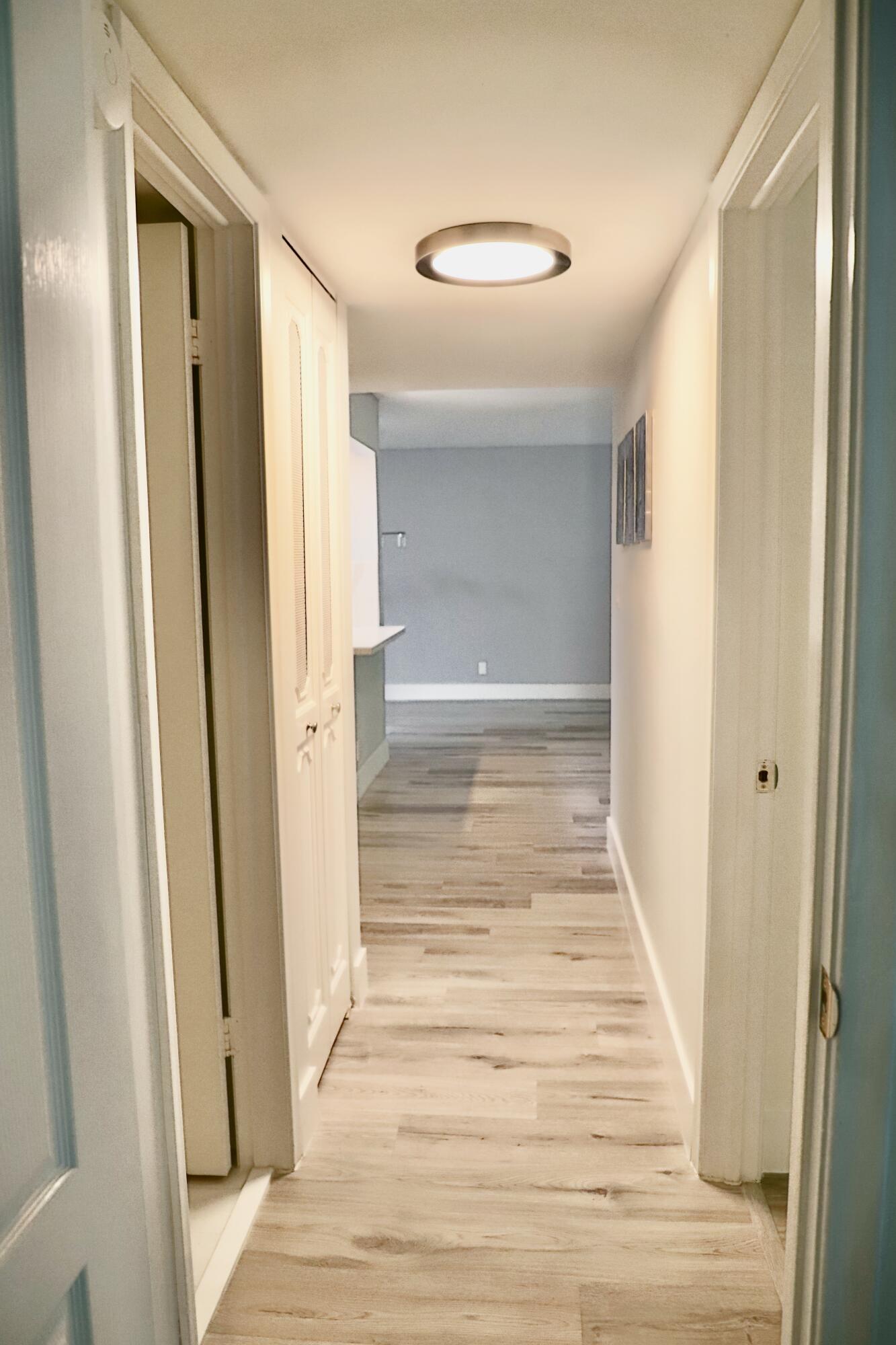 RIVER REACH CONDOMINIUM V - Residential