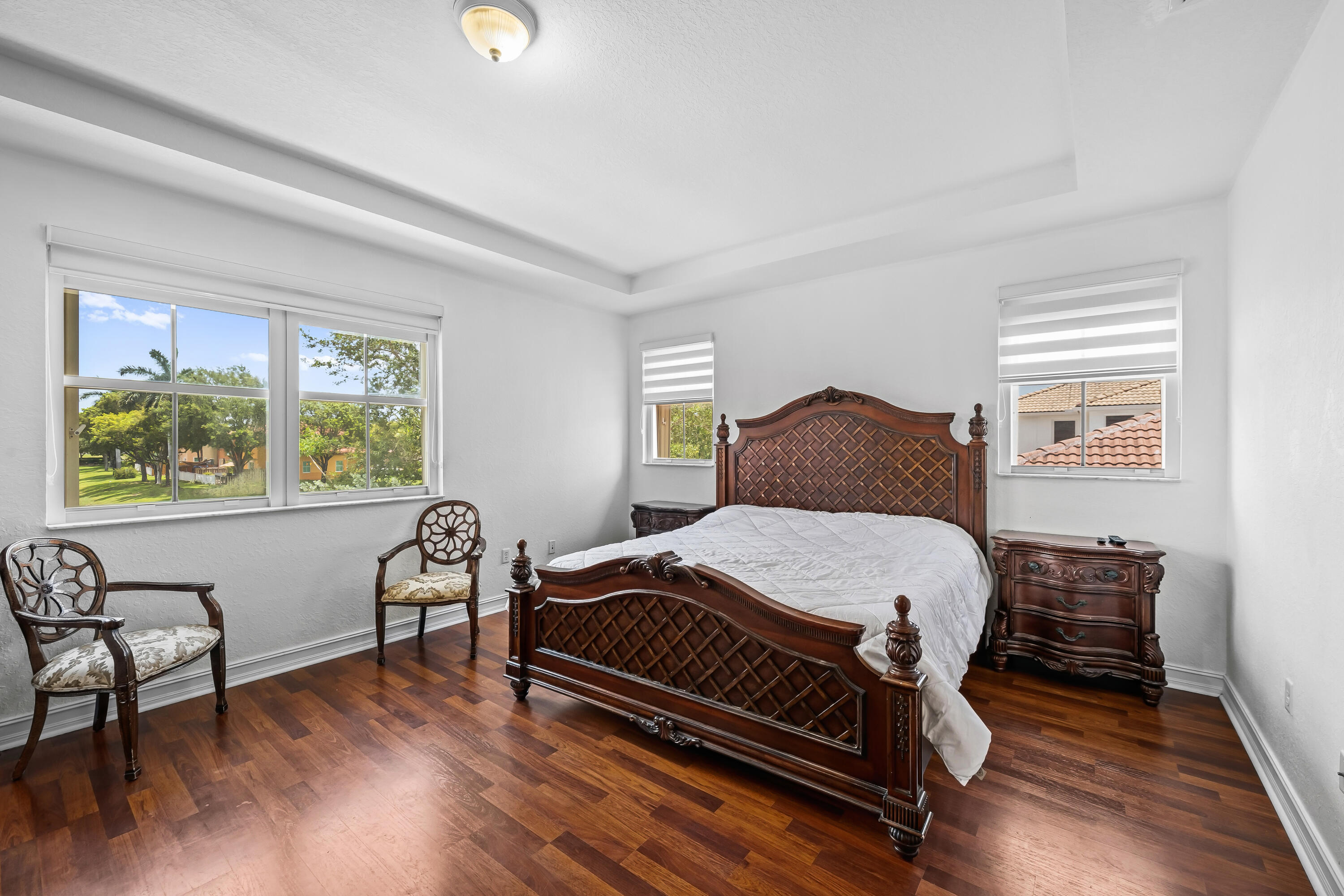 ISLANDS AT DORAL NORTHWEST - Residential