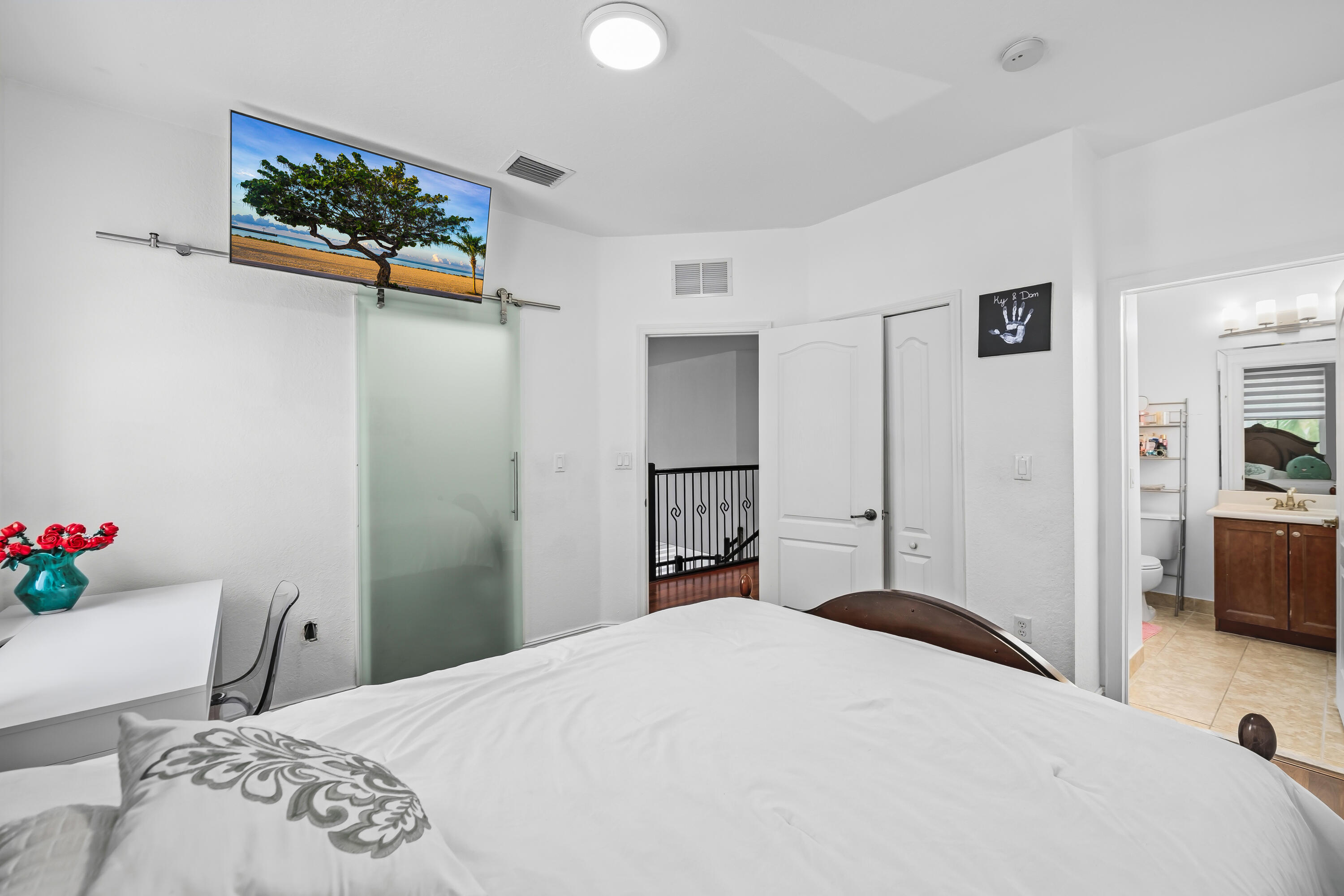 ISLANDS AT DORAL NORTHWEST - Residential