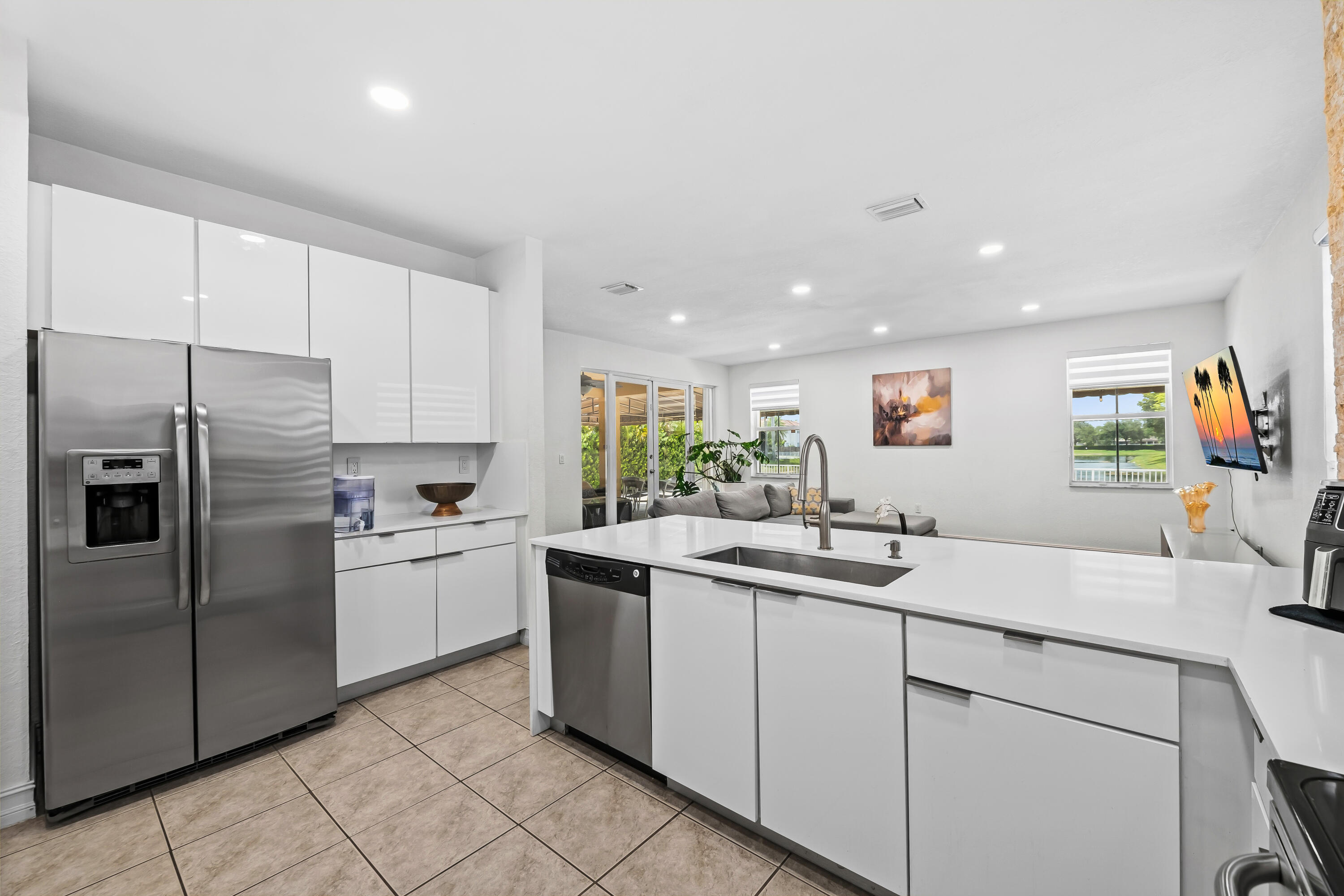 ISLANDS AT DORAL NORTHWEST - Residential