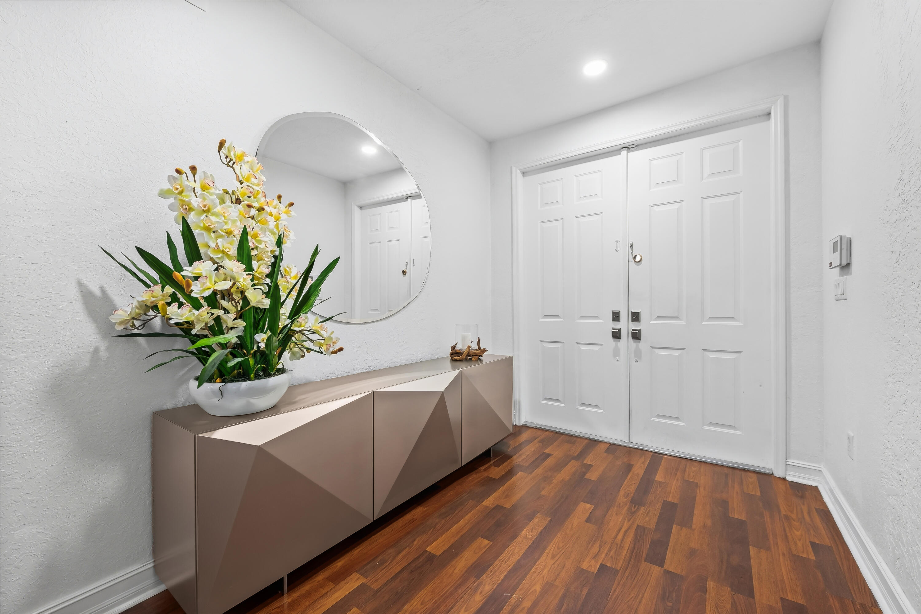 ISLANDS AT DORAL NORTHWEST - Residential