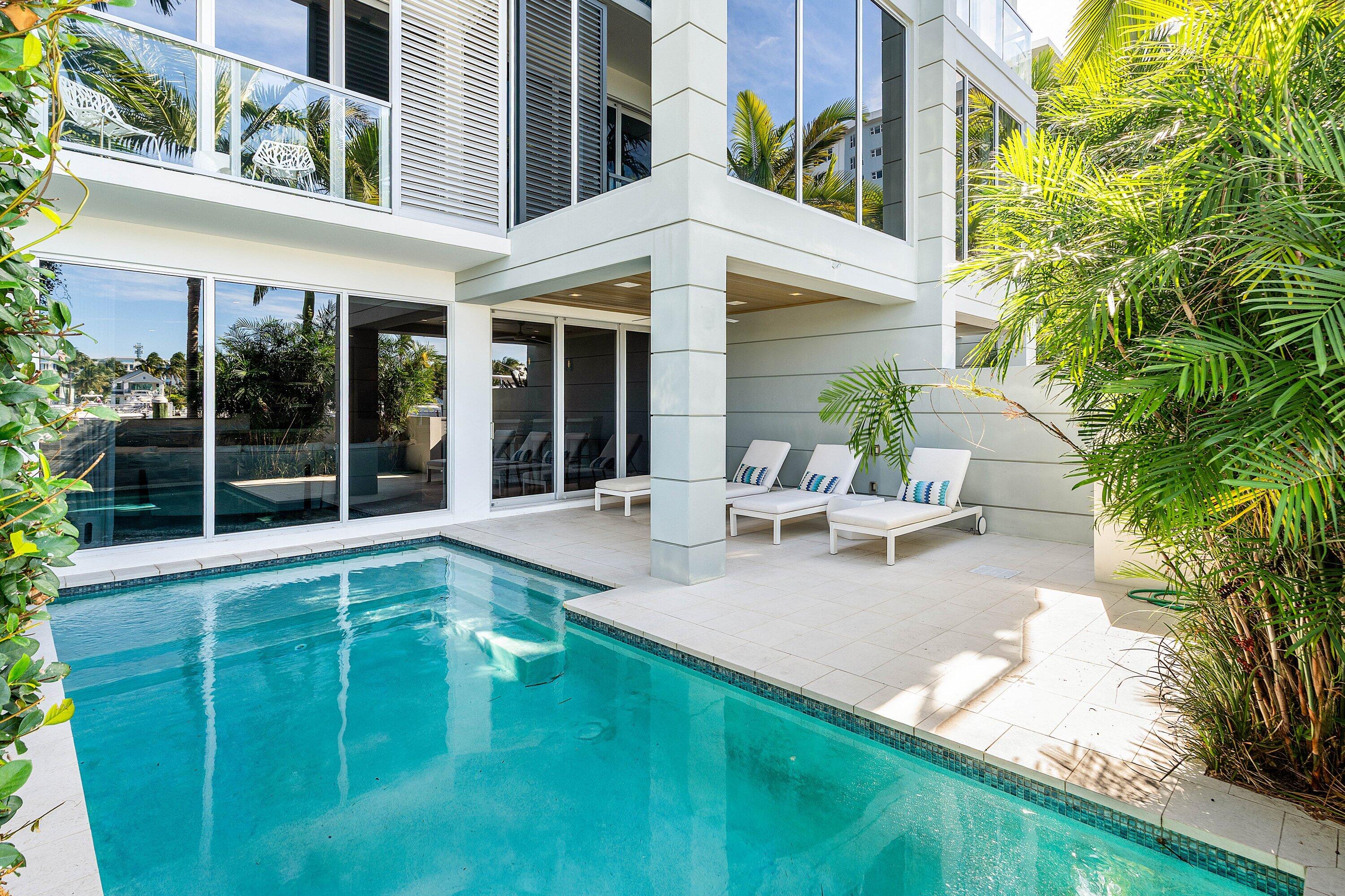SEAGATE YACHT CLUB - Residential